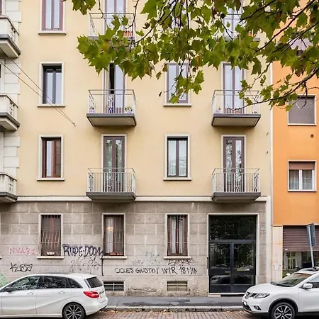 Casa Carmen Apartment Milan Exterior photo