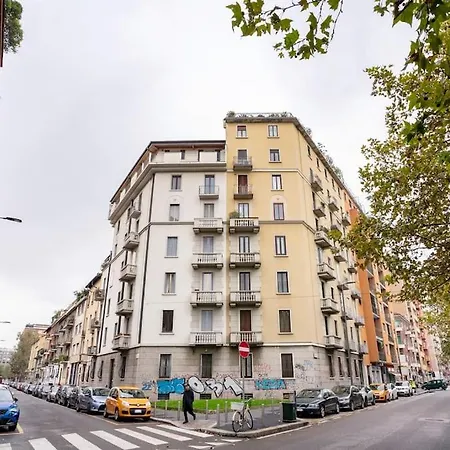 Casa Carmen Apartment Milan Exterior photo